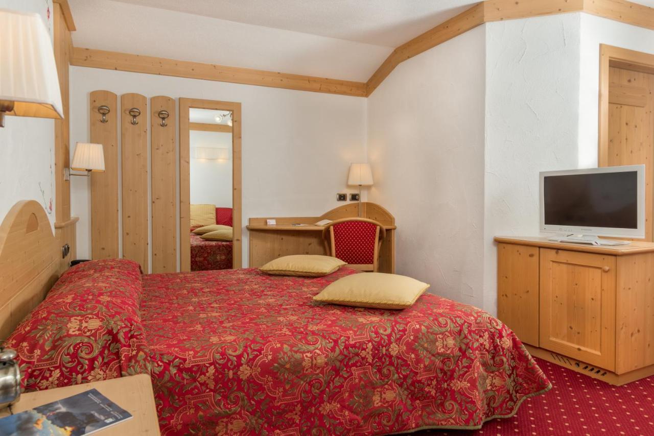 Hotel Garni Lastei Pozza di Fassa Zewnętrze zdjęcie
