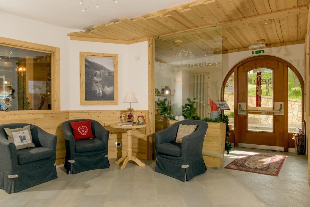 Hotel Garni Lastei Pozza di Fassa Zewnętrze zdjęcie