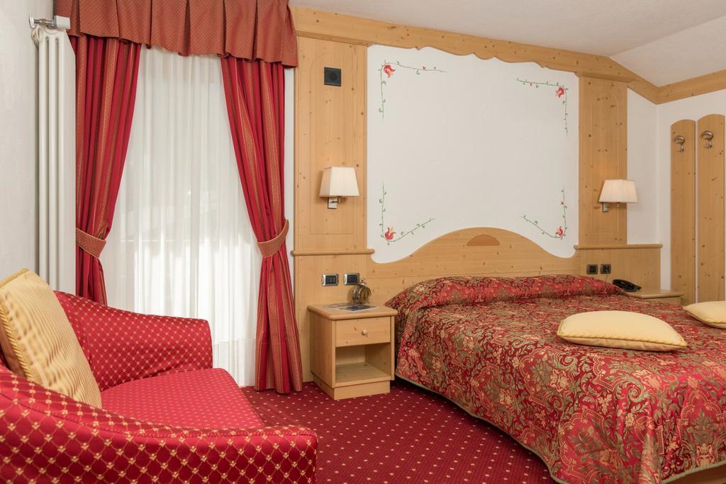 Hotel Garni Lastei Pozza di Fassa Zewnętrze zdjęcie