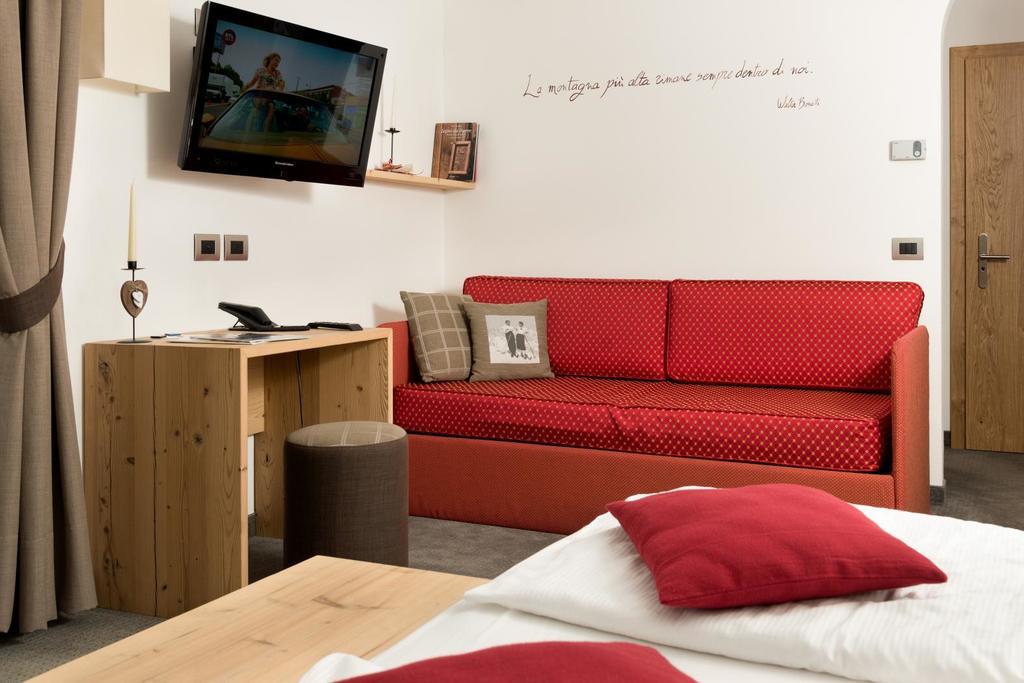 Hotel Garni Lastei Pozza di Fassa Zewnętrze zdjęcie