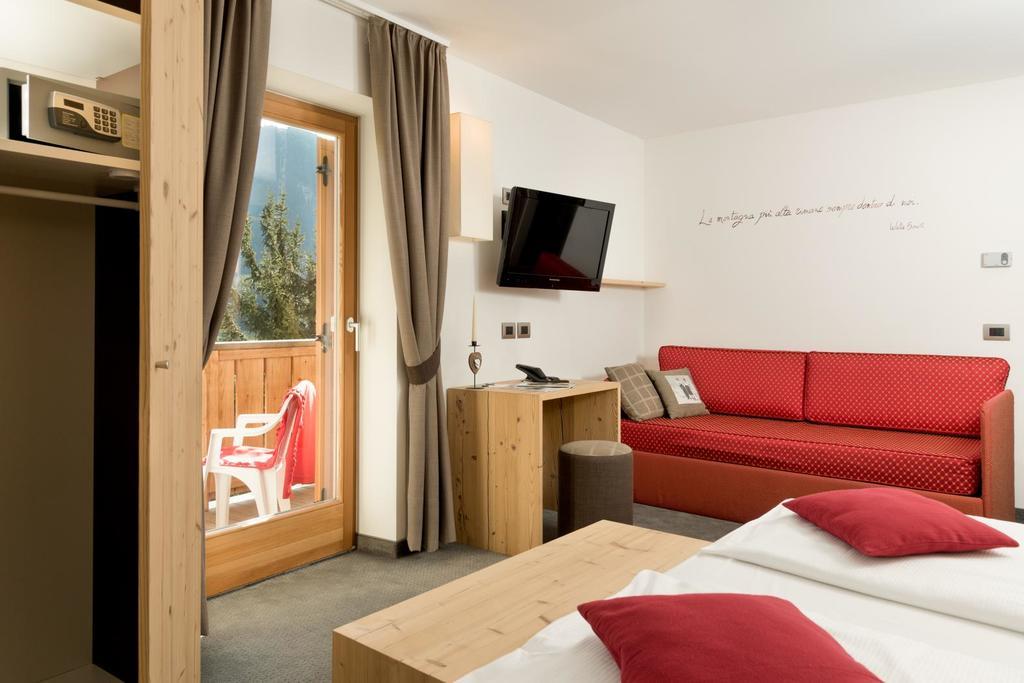 Hotel Garni Lastei Pozza di Fassa Zewnętrze zdjęcie