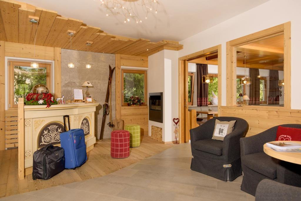 Hotel Garni Lastei Pozza di Fassa Zewnętrze zdjęcie